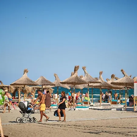 Sea N Pools דירה *
