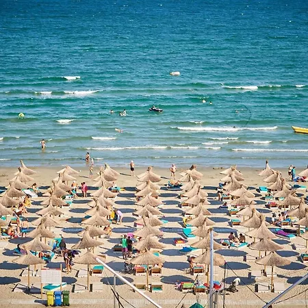 דירה Sea N Pools