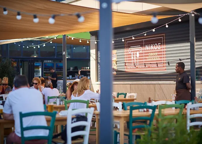 Sea N Pools Apartman *