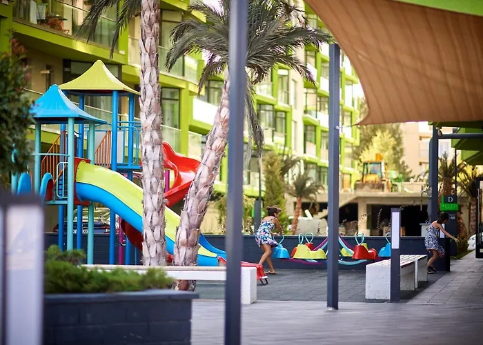 Sea N Pools Apartman *